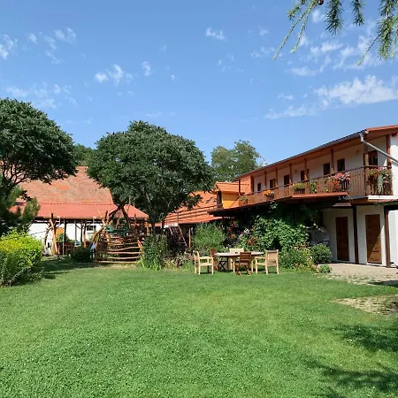 Rybářská Bašta - A Bungalovy - Nechranická Přehrada Camping Vikletice