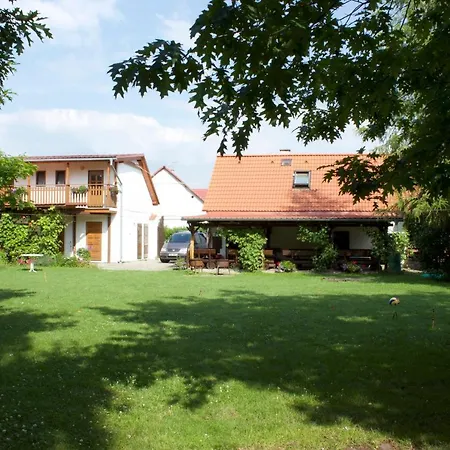 Camping Rybářská Bašta - A Bungalovy - Nechranická Přehrada