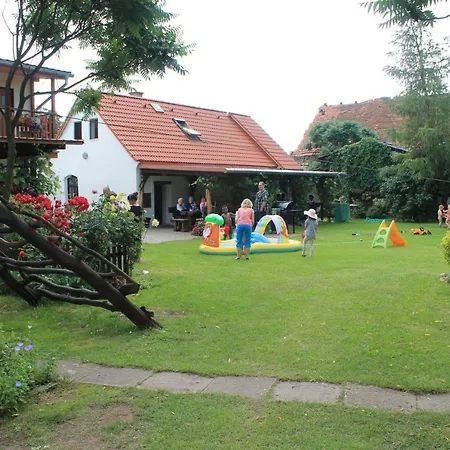 Rybářská Bašta - A Bungalovy - Nechranická Přehrada Vikletice
