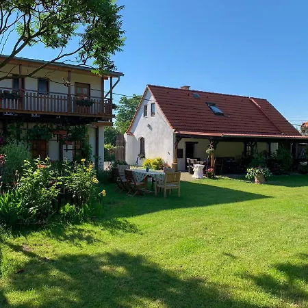 Camping Rybářská Bašta - A Bungalovy - Nechranická Přehrada